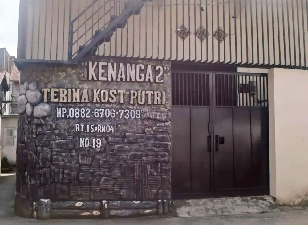 Dijual cepat rumah kost lokasi strategis dekat 3 kampus