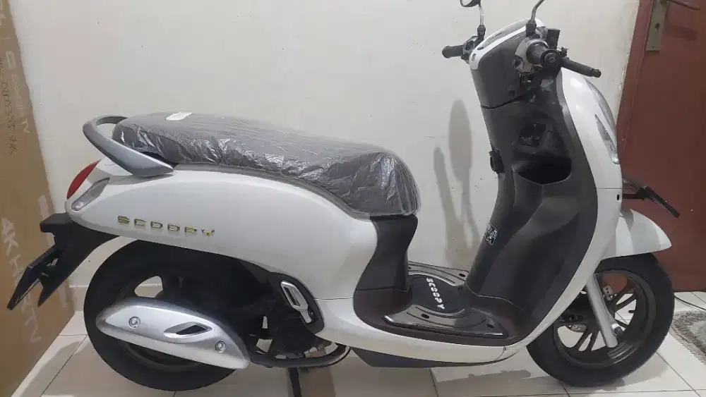 HONDA SCOOPY PRESTIGE 2024 GRESS LIKE NEW
