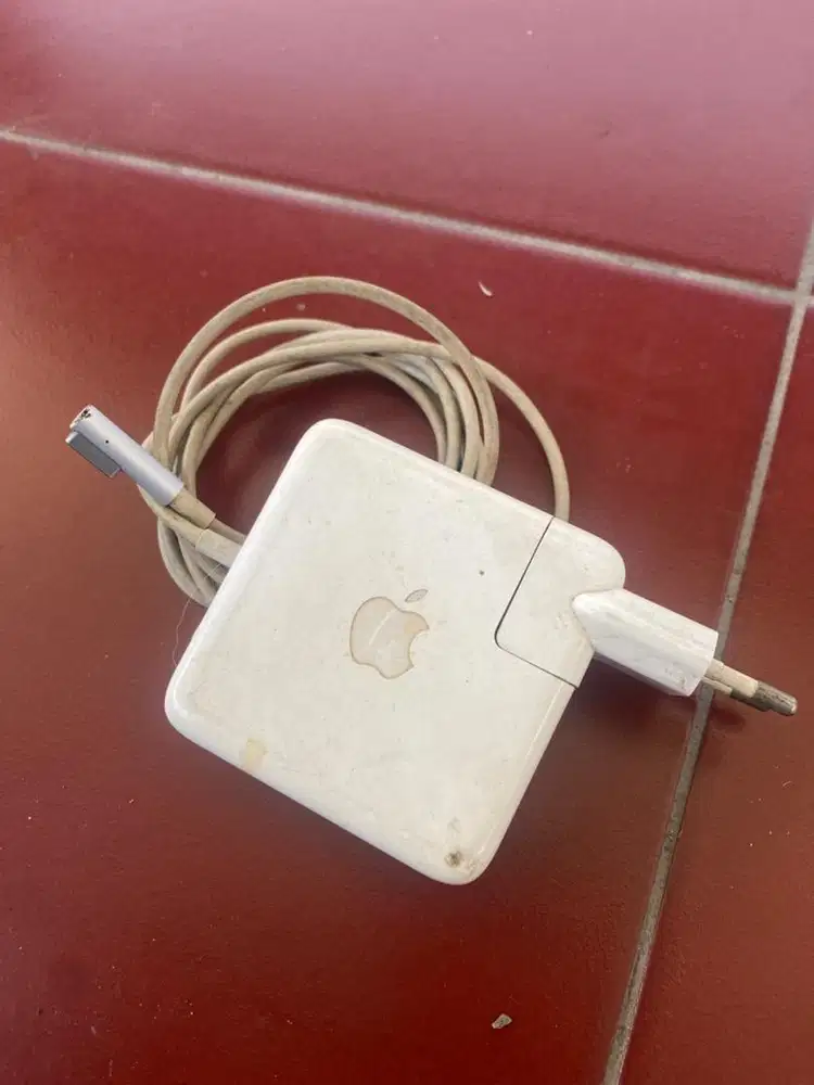 Charger magsafe adapter Macbook seri A1344