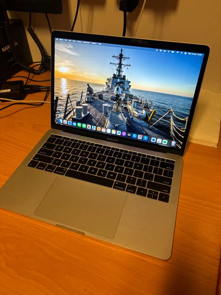 Macbook Pro 2017 Non touchbar