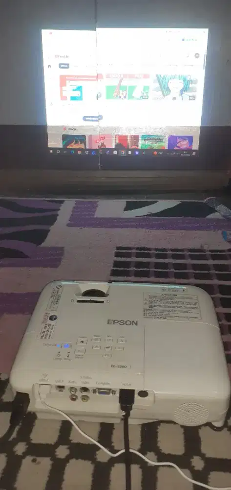 Proyektor Epson S300