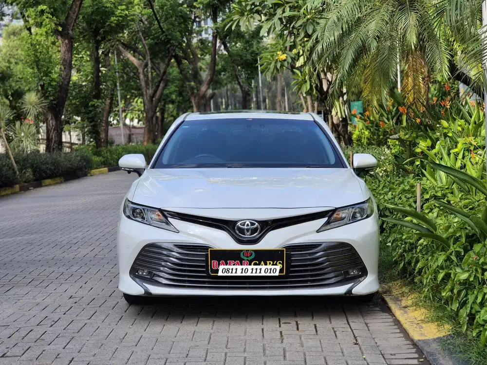 Toyota Camry V AT NIK 2021 PAKAI 2022
