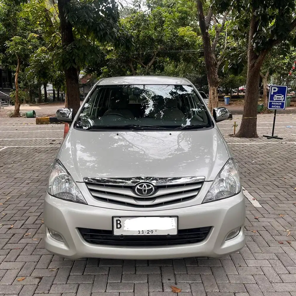KIJANG INNOVA 2.0 G LUXURY MATIC 2009