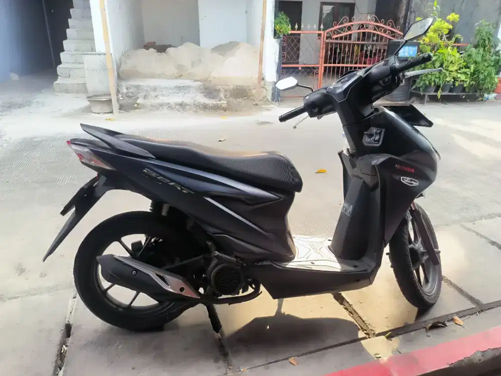 Jual beat deluxe 2024 biru, tangan pertama, pribadi only