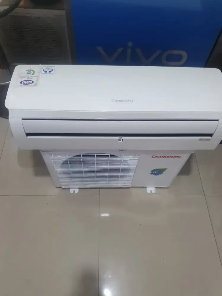 Second Ac Changhong 1/2pk ( mulus dan dingin joss)