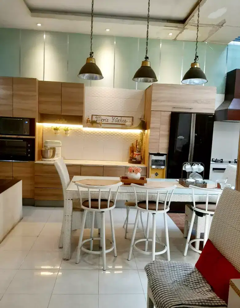 Rumah dijual di lokasi superblok