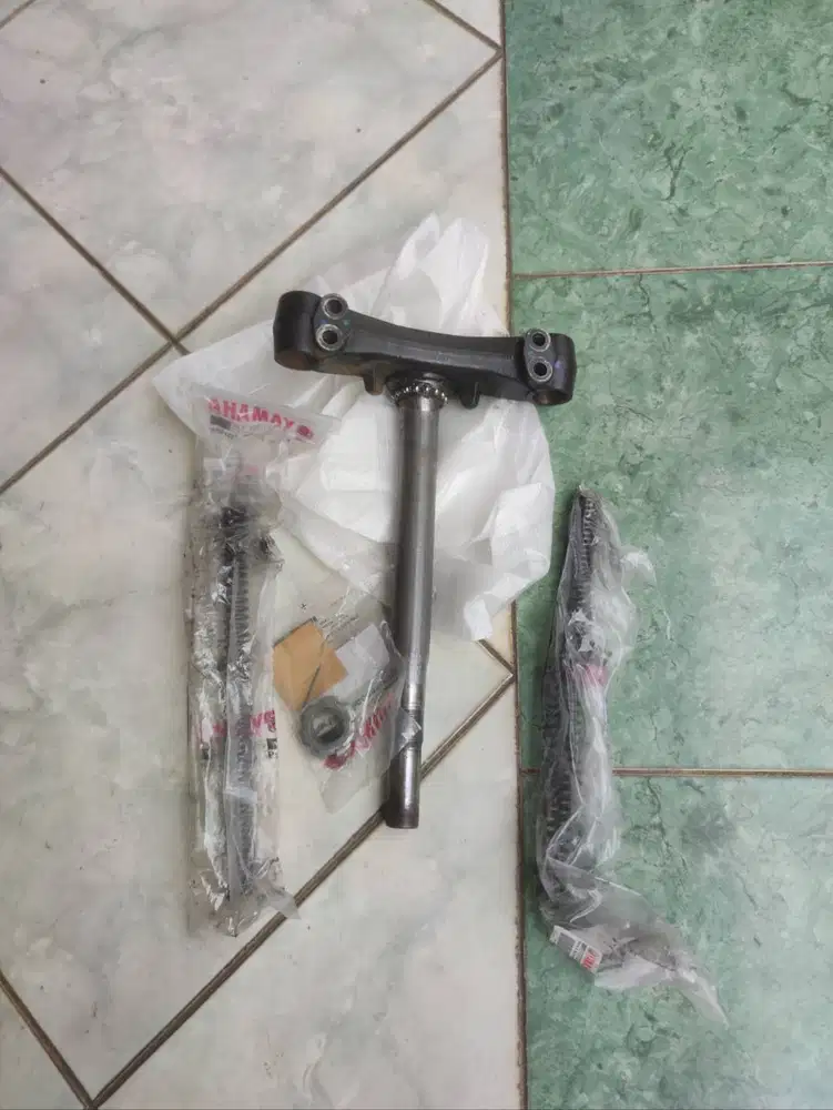 Segitiga Bawah Yamaha Aerox 155 Original – Bekas Press