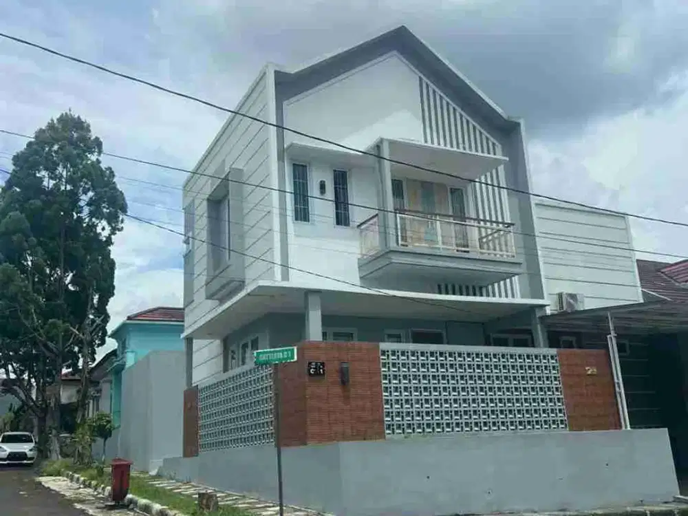 Rumah Mewah Sukabumi full furnished Villa taman anggrek