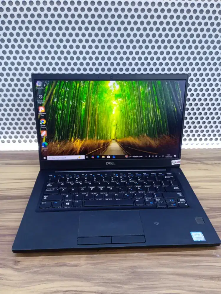 Dell Latitude 7390 intel Ci5-8350U Ram8GB SSD NVME256GB Touchscreen