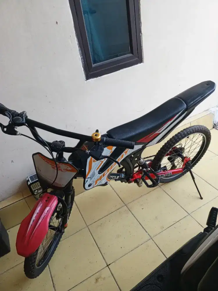 Sepeda BMX CROSS 20 inchi