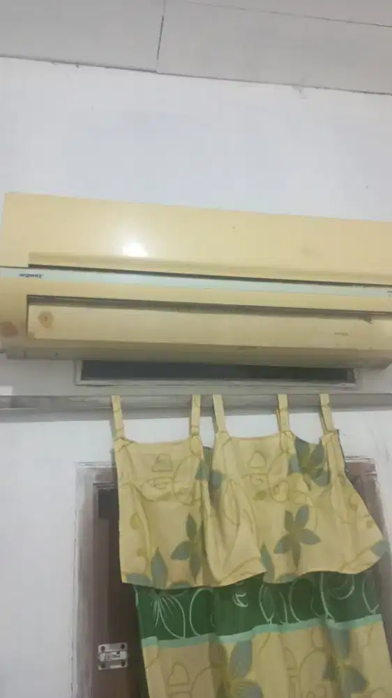 Di jual AC 1/2 PK