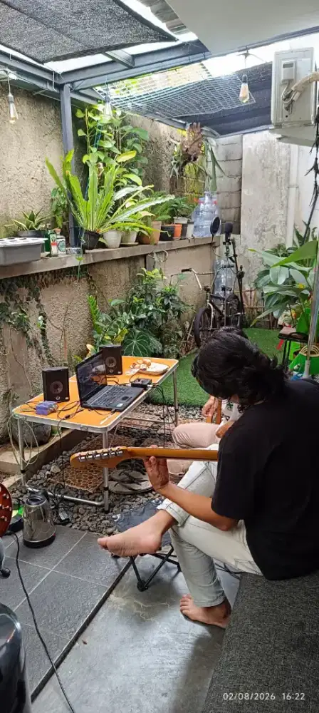 Jasa kursus/private gitar ( datang ke rumah )
