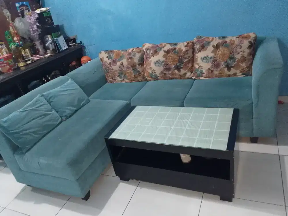 Di jual sofa bekas pakai bentuk L