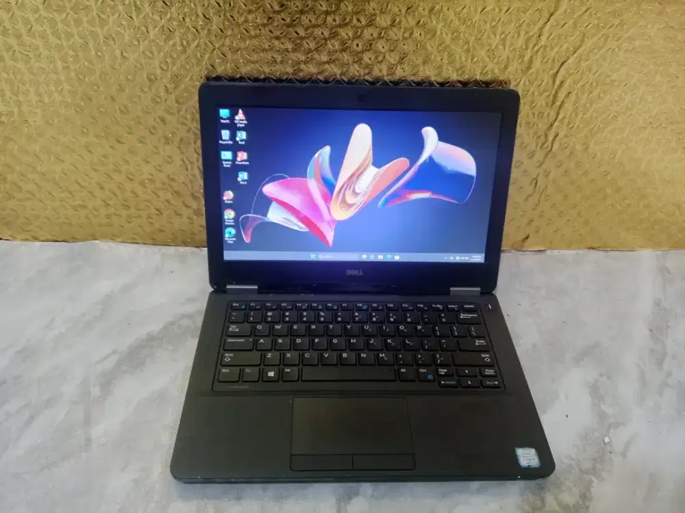 Laptop dell core i5 gen6 ngebut