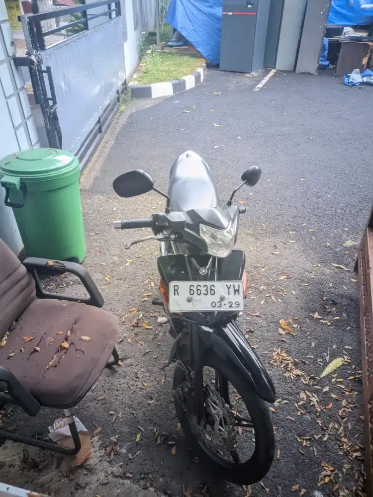Dijual Motor Vega ZR 2009