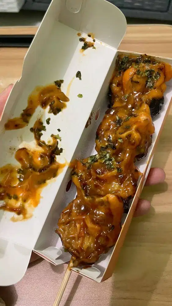 DIBUTUHKAN KARYAWAN UNTUK STAND/LAPAK UMKM DIMSUM DAN DAKKOCHI