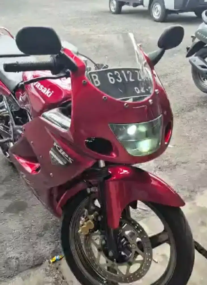 Jual cepat ninja 2009 pajak idup. Standar.ss komplit