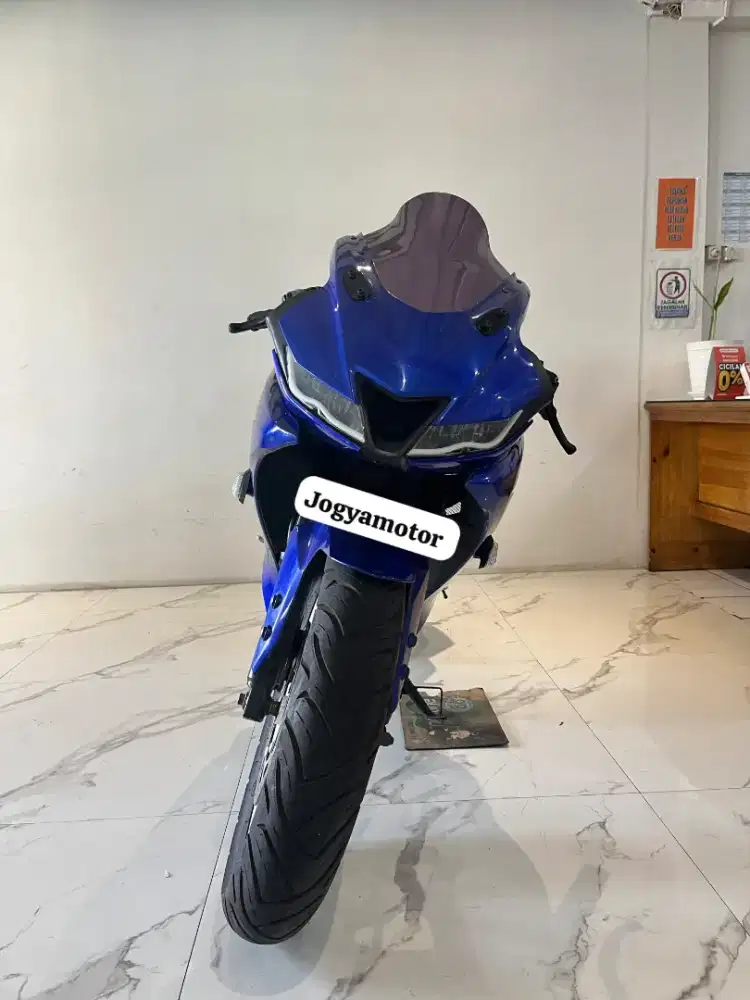 1 - Yamaha R15 V3 Tahun 2018