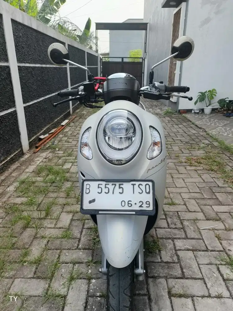 Dijual Honda Scoopy Prestige 2024 Keyless