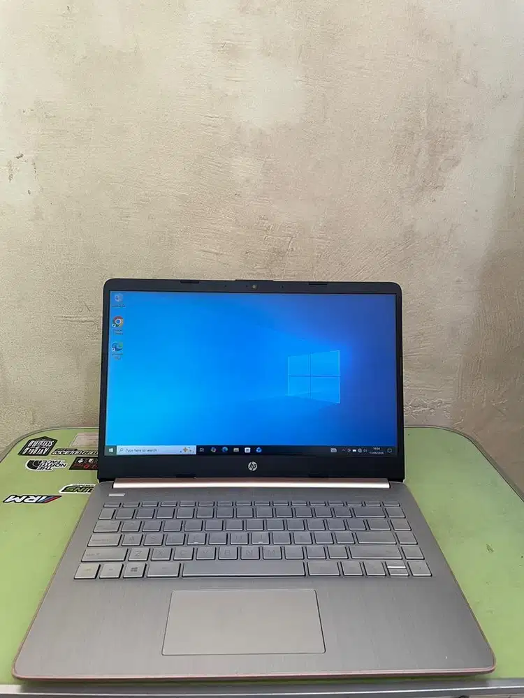 Laptop HP - DQ0XXX Intel Celeron 2020 Ram 4 EMMc 64GB + 128GB Micro SD