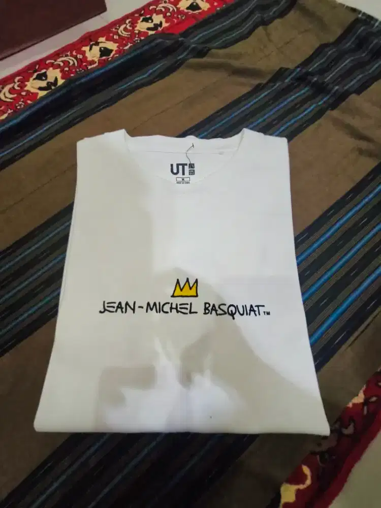 kaos uniqlo collab jmb
