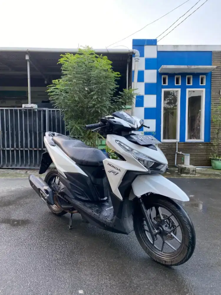 Dijual Honda Vario 150 tahun 2015 kelengkapan komplit BPKB+STNK