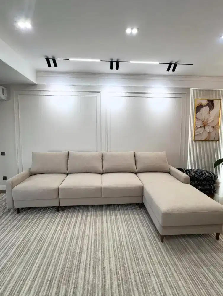 Sofa 4 dudukan puff besar