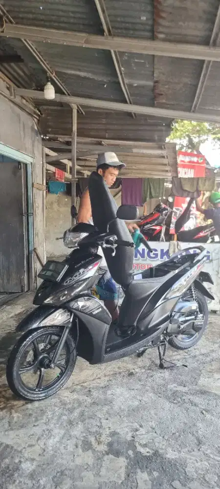 MIO J 2014 HITAM Mulus