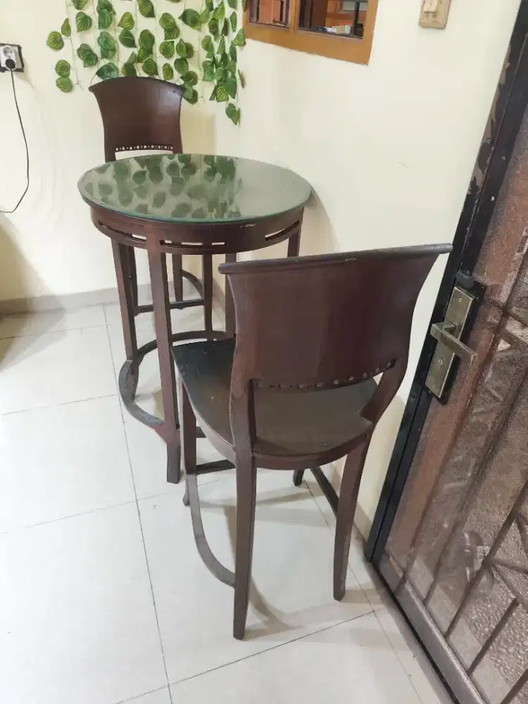 1 set kursi meja bar / cafe jati asli