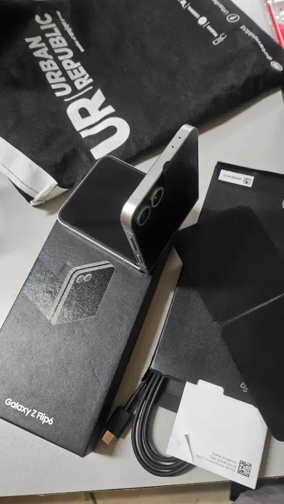 Samsung Z Flip 6 ex display War beli di PRJ