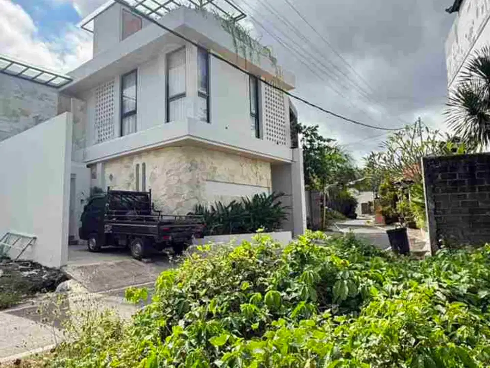 Dijual Tanah 200m² Hanya 5 Menir Menuju Pantai Melasti Bali
