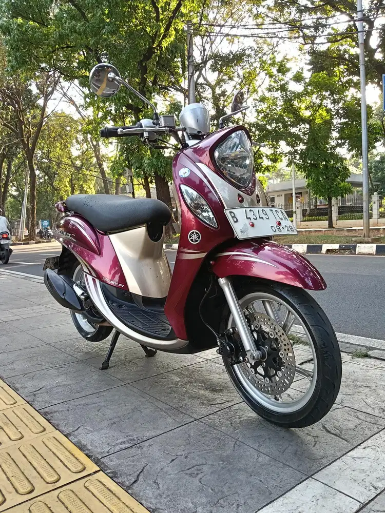 DIJUAL CASH YAMAHA FINO PREMIUM 125 THN 2014 PJK IDUP SIAP PAKAI