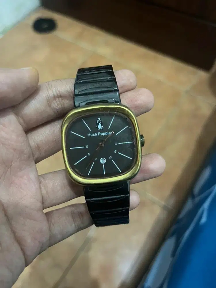 Jam tangan hush puppies