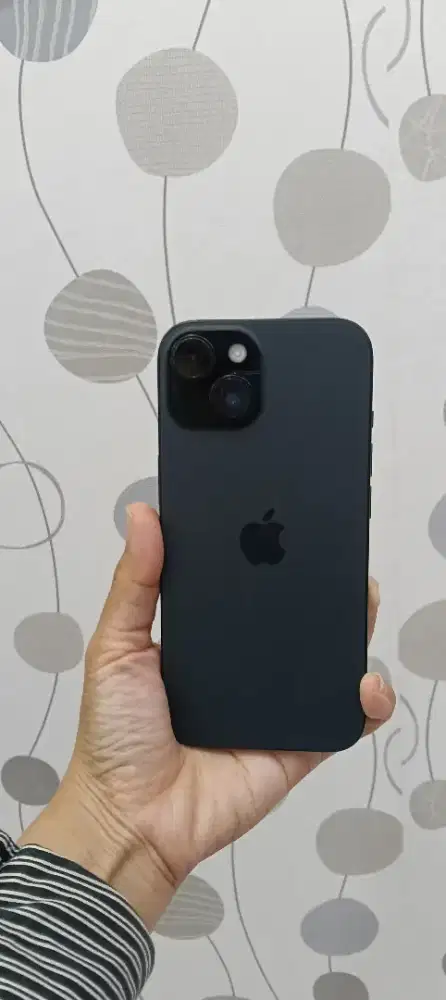 iPhone 15 128 GB iBox