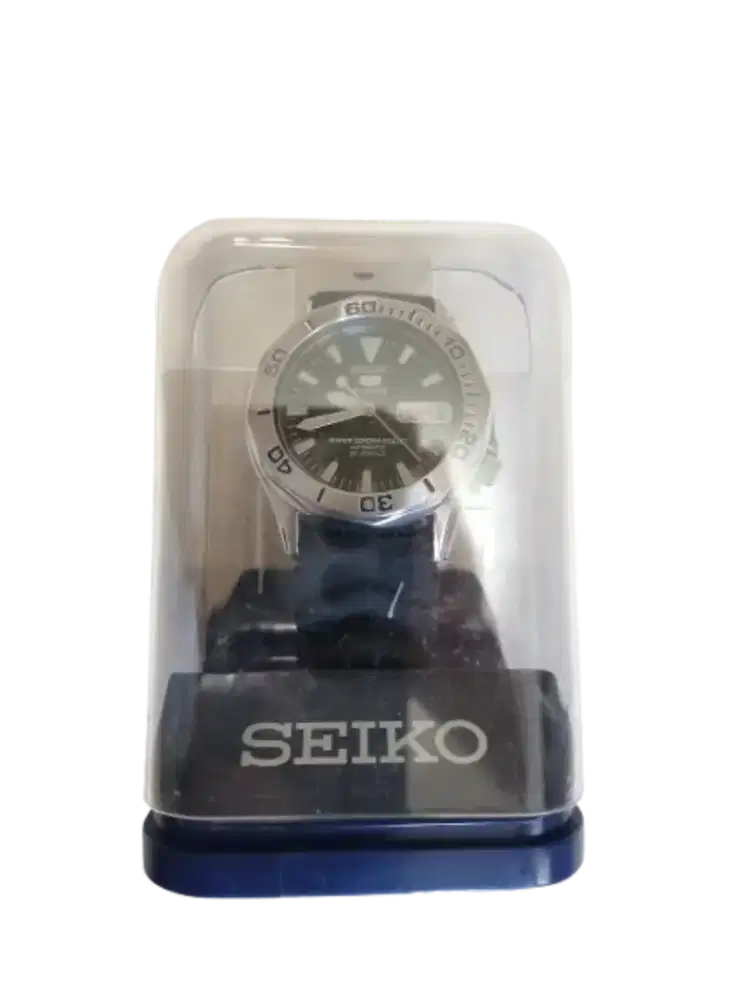 Seiko 5 Sport Style Automatic Watch Flawless & Display Box
