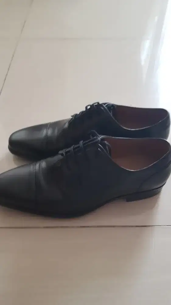 Sepatu Pedro No. 40