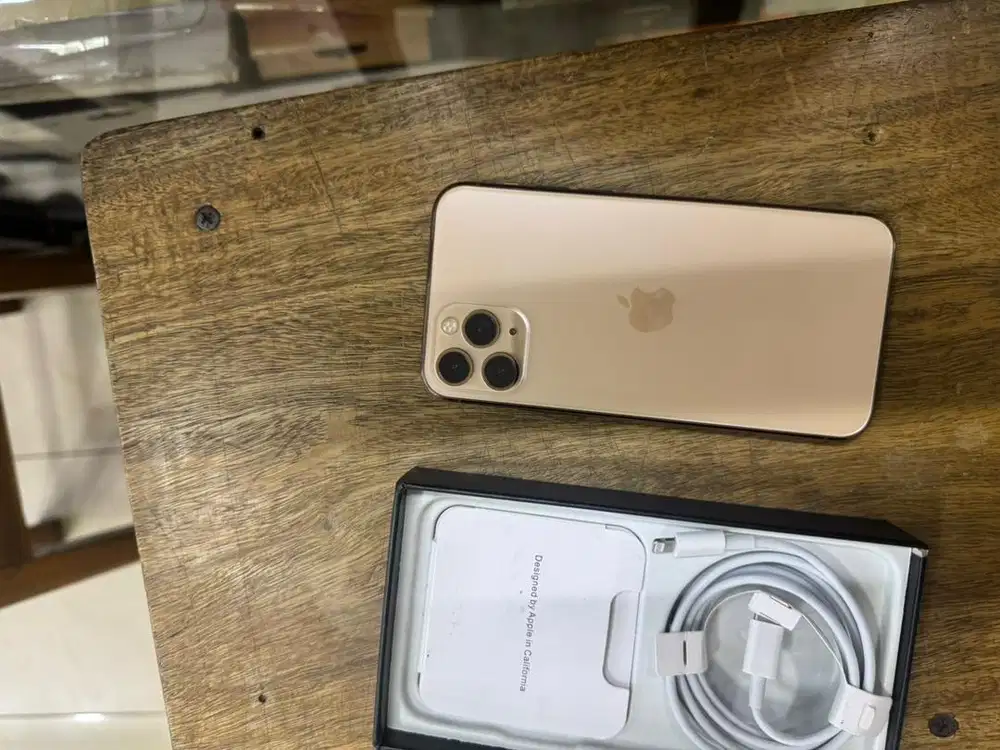 Iphone 11 pro 256gb bagus seperti ini