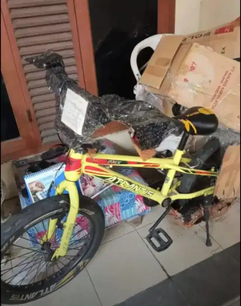 Sepeda anak tidak pernah dipakai
