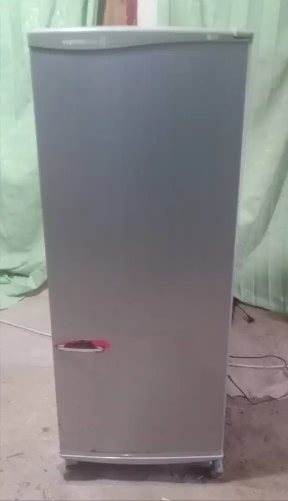 Kulkas 1 pintu LG JUMBO. Tingginya Setara Kulkas 2 Pintu. Mesin Origin