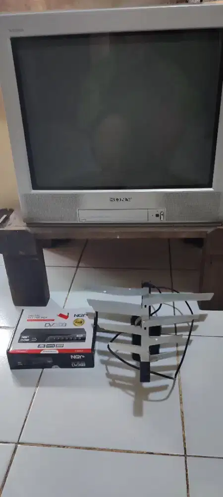 Tv tabung SONY TRINITRON 21 inc