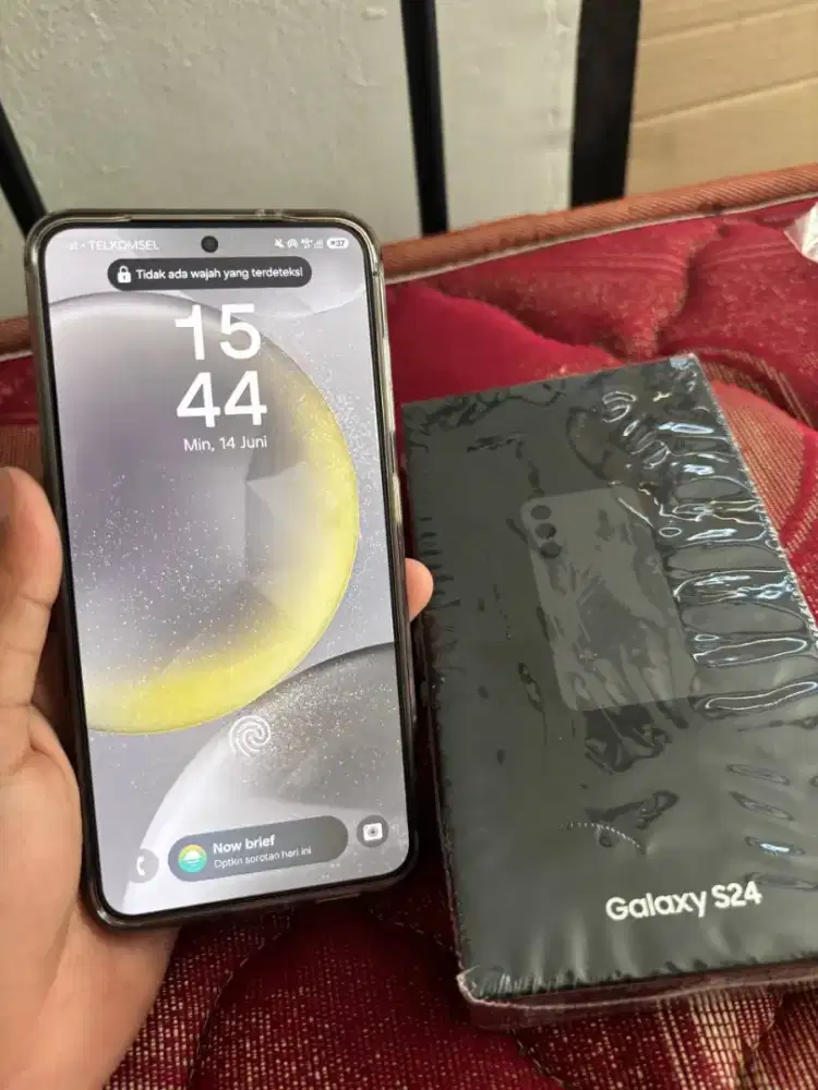 Samsung S24 8/512GB