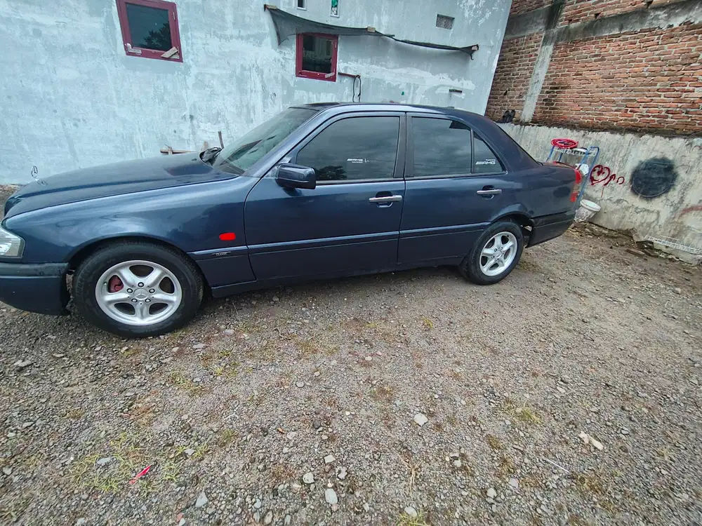 Mercedes-Benz C230 1997 Bensin