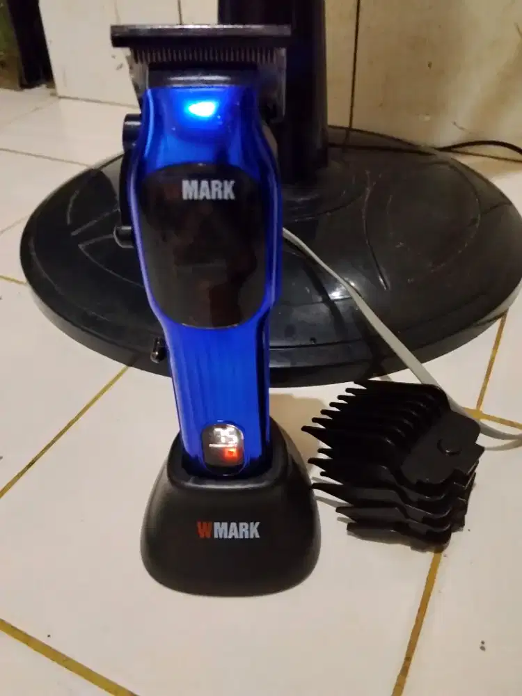 Alat cukur w MARK