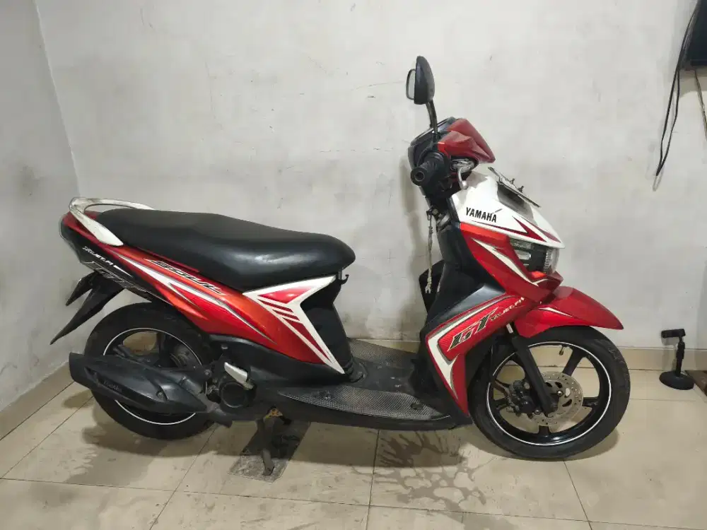Yamaha ShoulGT 2013