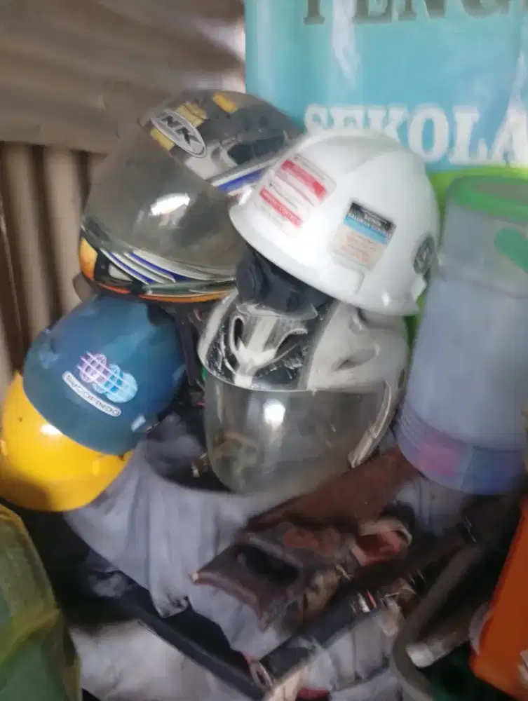 Helm teropong merek ink