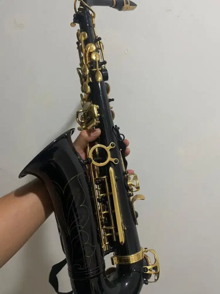 Mandalika alto saxopone