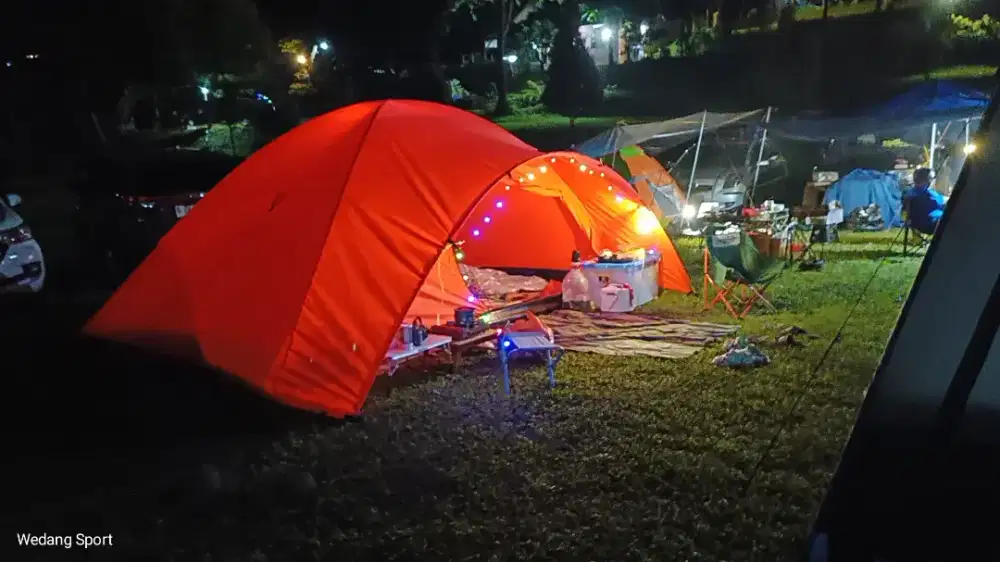 Tenda Camping Like New