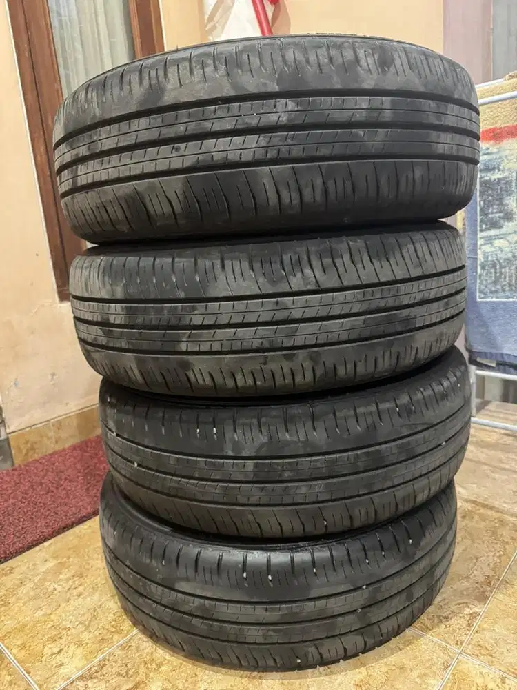 Dunlop Enasave EC300+ 2026