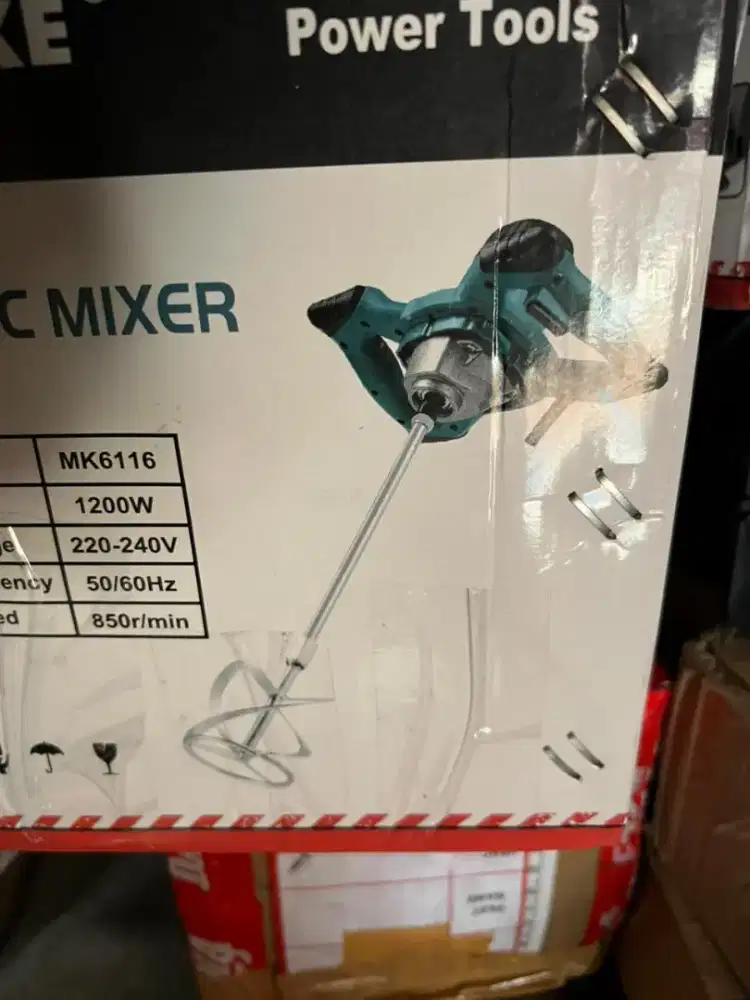 Mixer untuk ngaduk