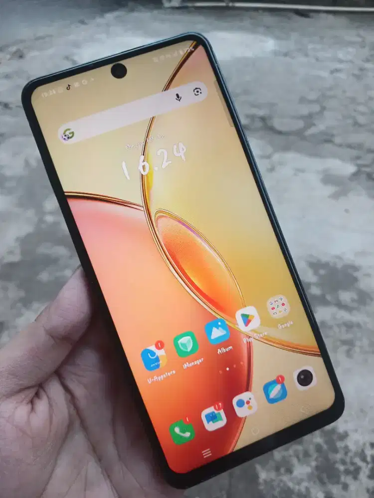 Vivo Y36 4g ram 8+8/256